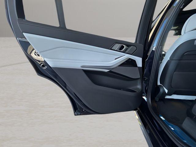 new 2026 BMW X7 car, priced at $103,305