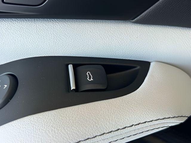 new 2026 BMW X7 car, priced at $103,305