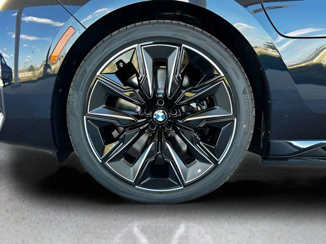 new 2026 BMW 750e car, priced at $123,575