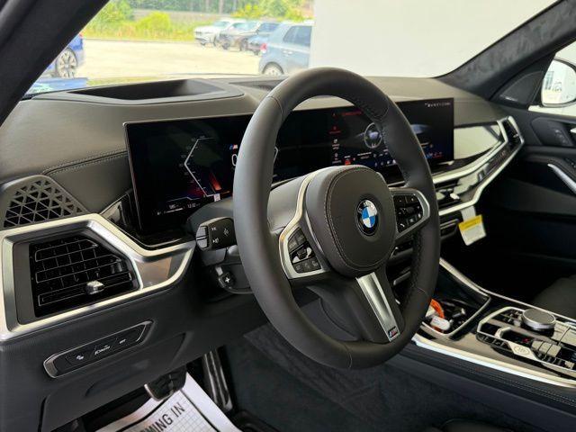 new 2026 BMW X7 car, priced at $98,655