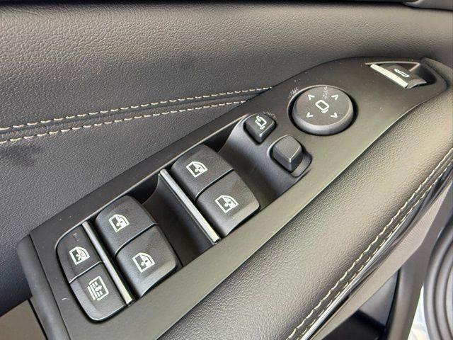 new 2026 BMW X7 car, priced at $98,655
