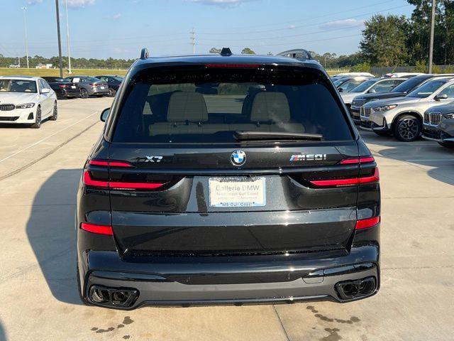 new 2025 BMW X7 car, priced at $119,425