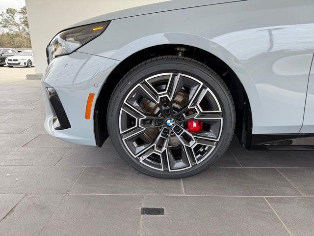 new 2025 BMW 530 car, priced at $69,725