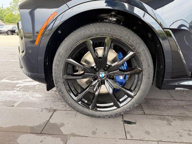 new 2026 BMW X7 car, priced at $96,355