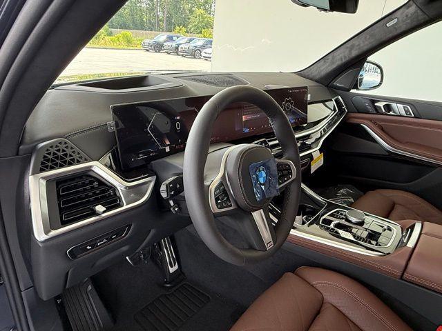 new 2026 BMW X7 car, priced at $99,425