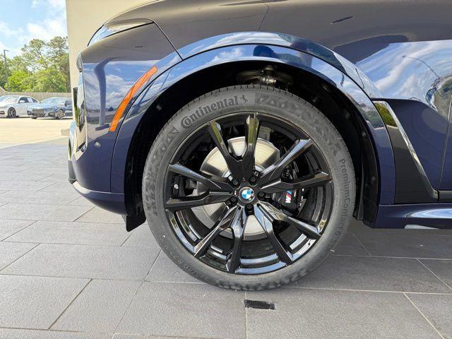 new 2026 BMW X7 car, priced at $99,425