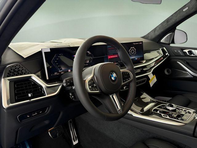 new 2026 BMW X7 car, priced at $125,275