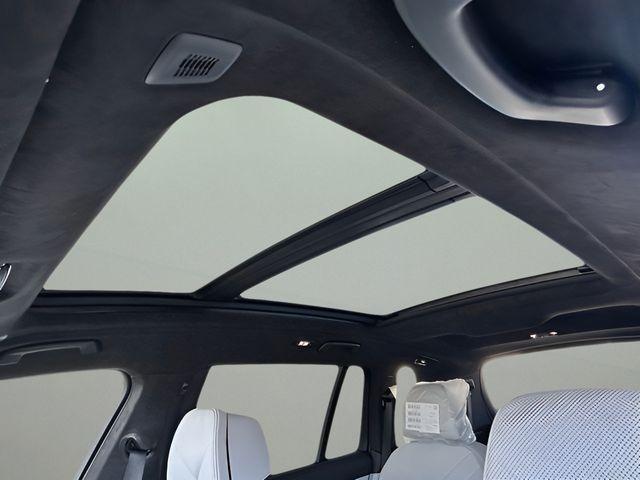 new 2026 BMW X7 car, priced at $97,455