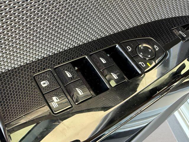 used 2025 BMW 760 car, priced at $117,706