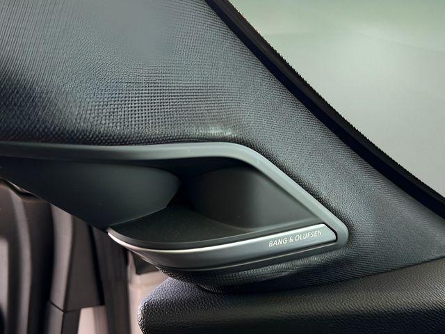 used 2025 Acura MDX car, priced at $51,900