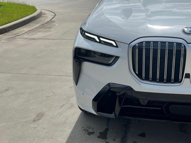 new 2025 BMW X7 car, priced at $96,575