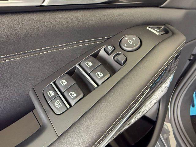 new 2026 BMW X7 car, priced at $125,225