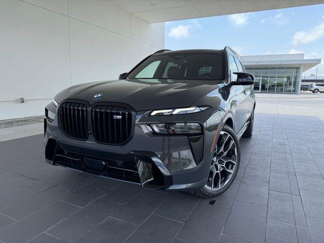 new 2026 BMW X7 car, priced at $125,225