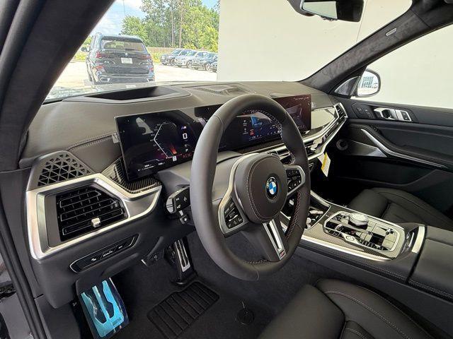new 2026 BMW X7 car, priced at $125,225