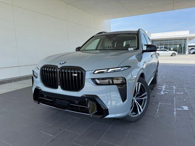 new 2026 BMW X7 car, priced at $126,275