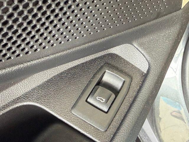 used 2021 BMW 330 car, priced at $25,900