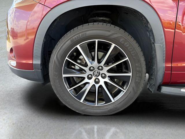 used 2017 Toyota Highlander car, priced at $25,900