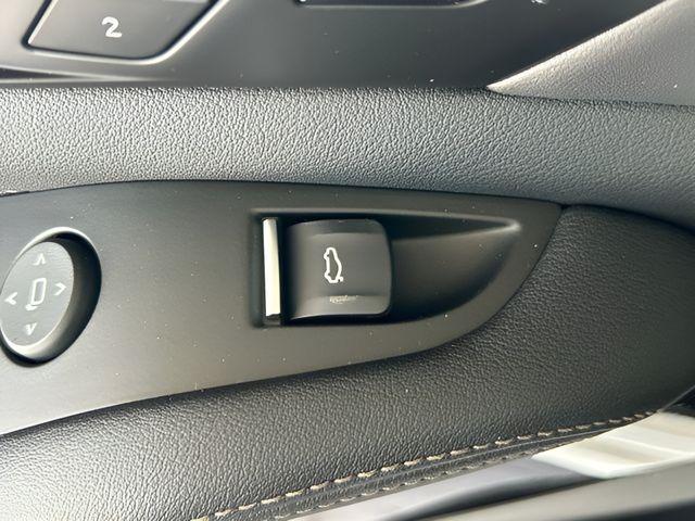 new 2026 BMW X7 car, priced at $97,005