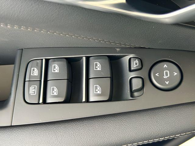 new 2026 BMW X7 car, priced at $97,005