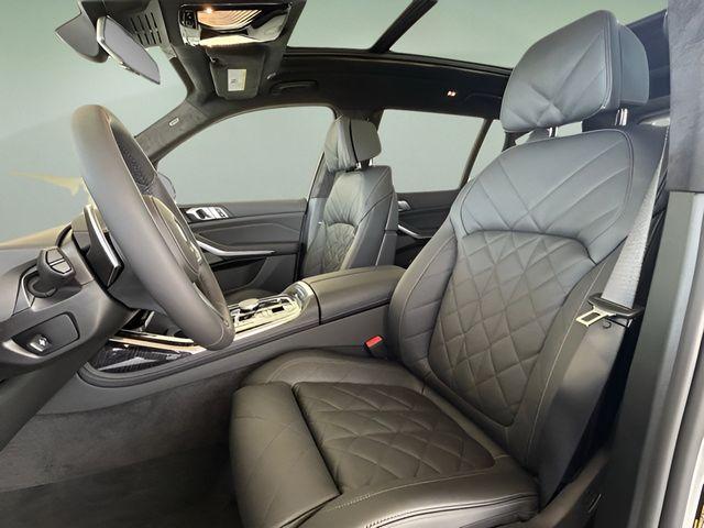 new 2026 BMW X7 car, priced at $97,005