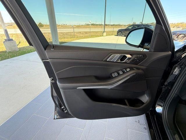 used 2022 BMW X7 car, priced at $44,300