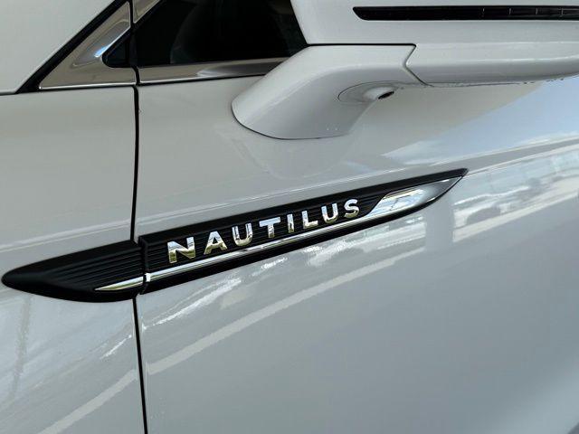 used 2022 Lincoln Nautilus car, priced at $33,900