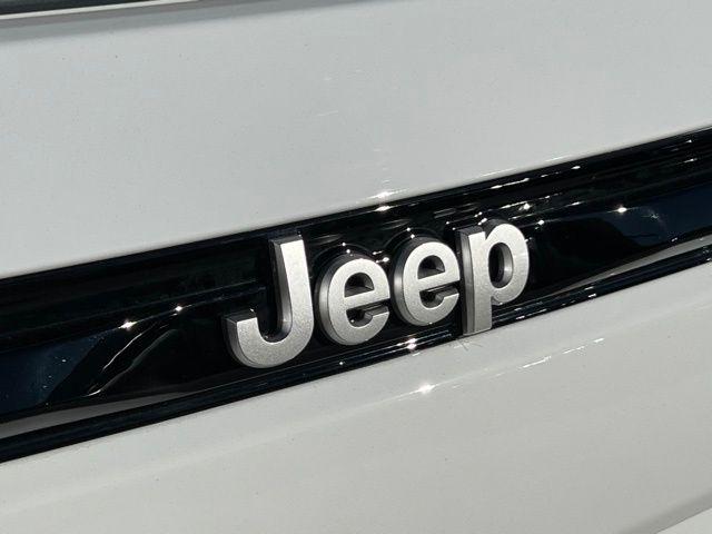 used 2024 Jeep Grand Cherokee car, priced at $42,988