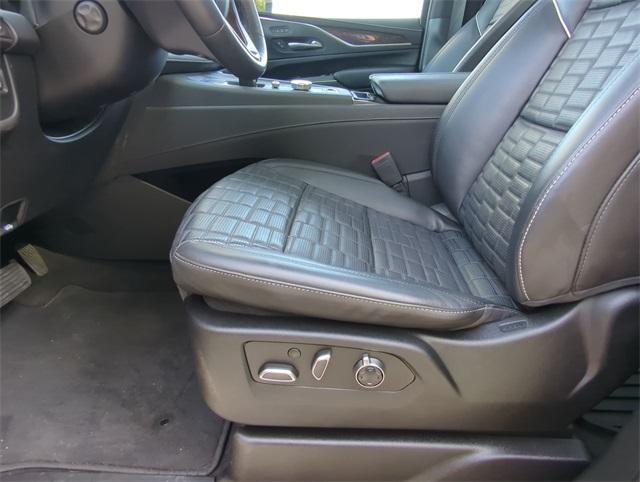 used 2023 Cadillac Escalade ESV car, priced at $88,995