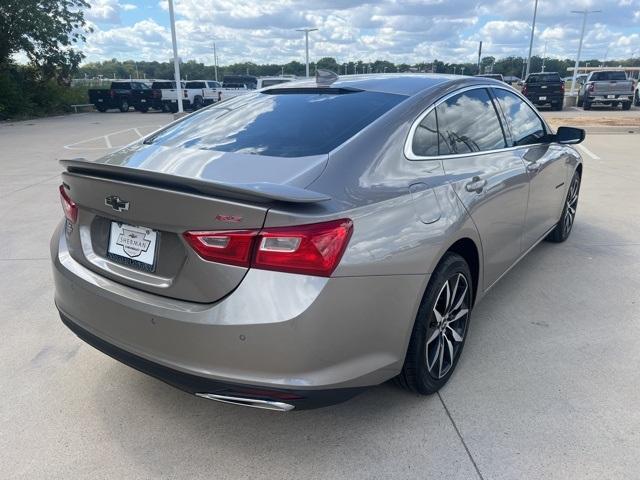 new 2025 Chevrolet Malibu car