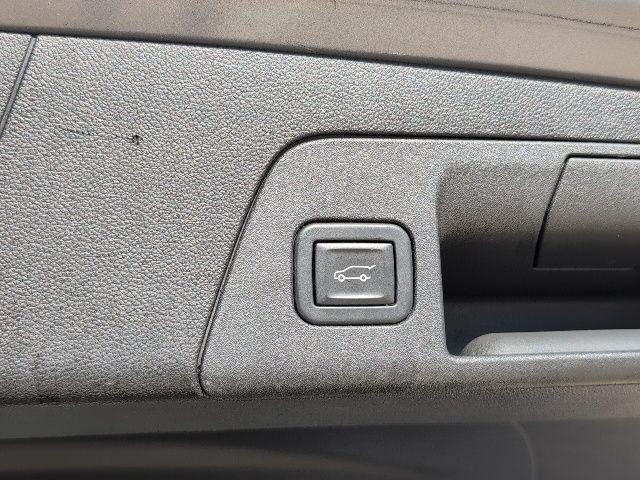 used 2021 Buick Envision car, priced at $18,797