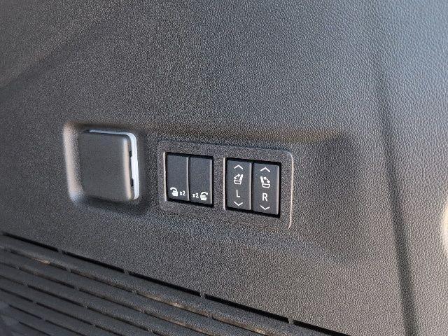 new 2025 Chevrolet Suburban car, priced at $84,400