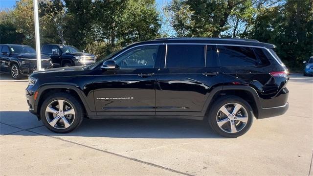 used 2021 Jeep Grand Cherokee L car, priced at $24,995