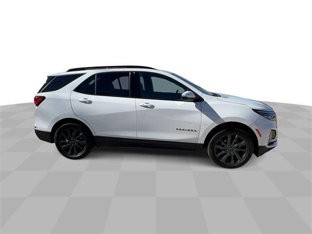 used 2022 Chevrolet Equinox car, priced at $26,297