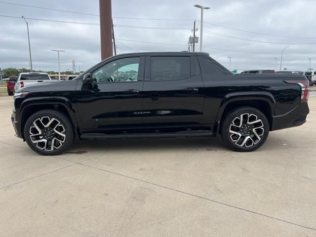 new 2024 Chevrolet Silverado EV car