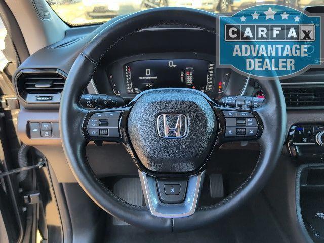 used 2023 Honda Pilot car, priced at $39,997