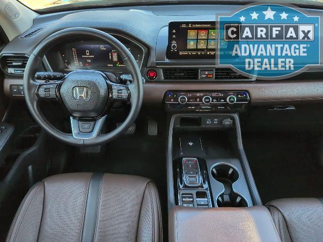 used 2023 Honda Pilot car, priced at $39,997