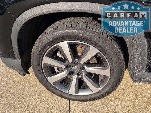used 2023 Honda Pilot car, priced at $39,997
