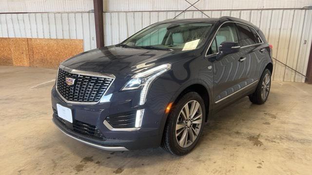 new 2024 Cadillac XT5 car