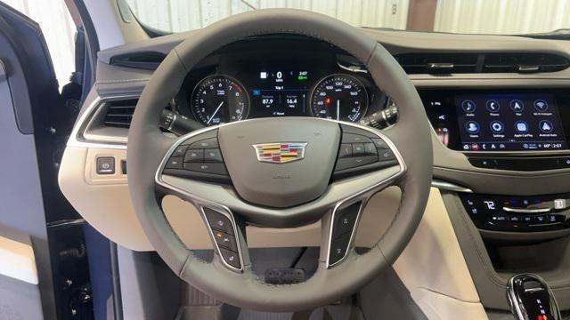 new 2024 Cadillac XT5 car