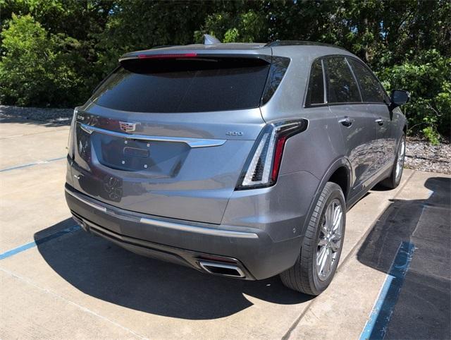 used 2022 Cadillac XT5 car, priced at $34,797