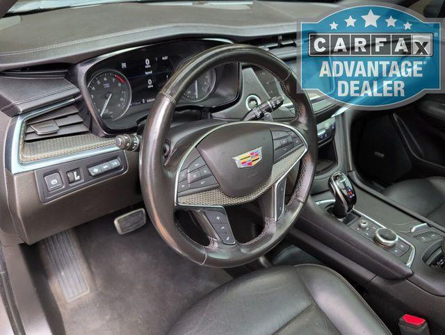 used 2022 Cadillac XT5 car, priced at $34,987