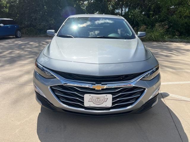 new 2025 Chevrolet Malibu car