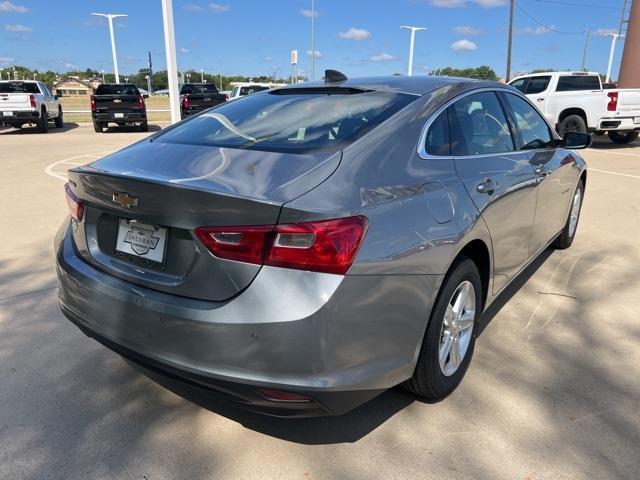 new 2025 Chevrolet Malibu car