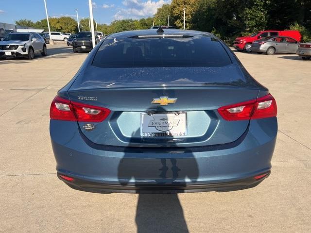 new 2025 Chevrolet Malibu car