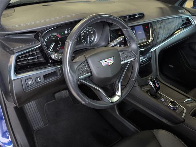 used 2024 Cadillac XT6 car, priced at $43,797