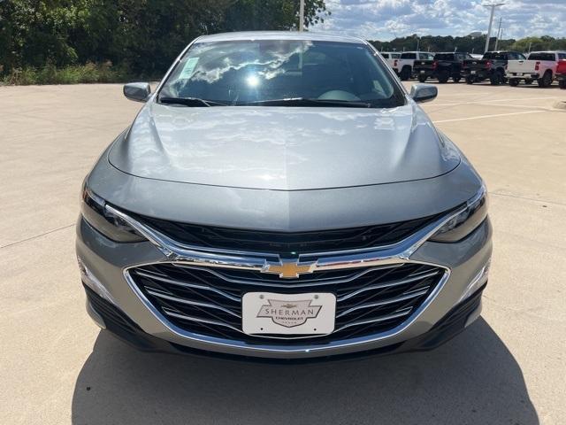 new 2025 Chevrolet Malibu car