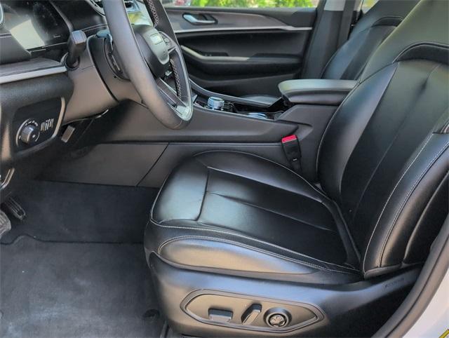 used 2023 Jeep Grand Cherokee L car, priced at $30,077