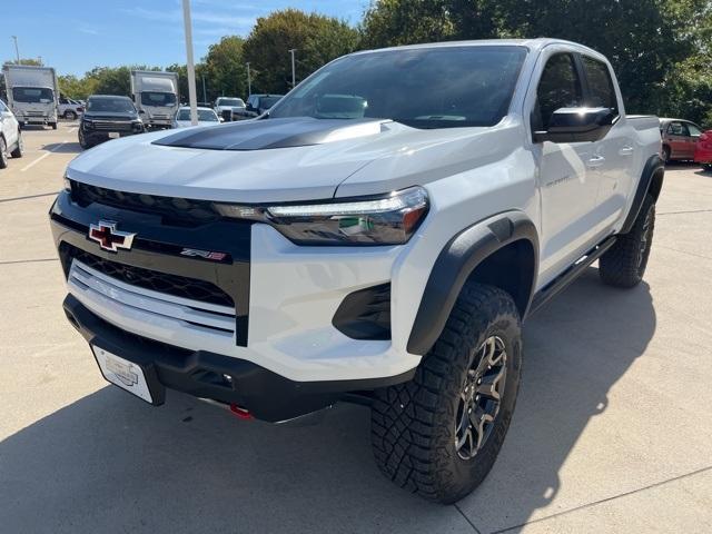 new 2024 Chevrolet Colorado car, priced at $45,245