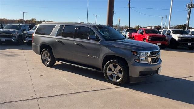 used 2020 Chevrolet Suburban car, priced at $26,999