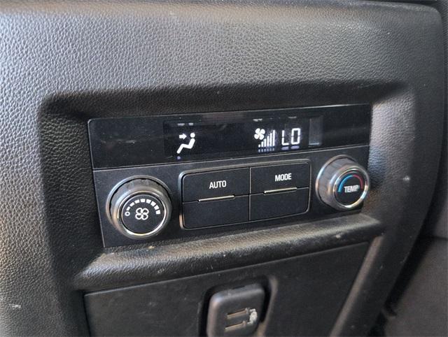 used 2021 Chevrolet Traverse car, priced at $25,597